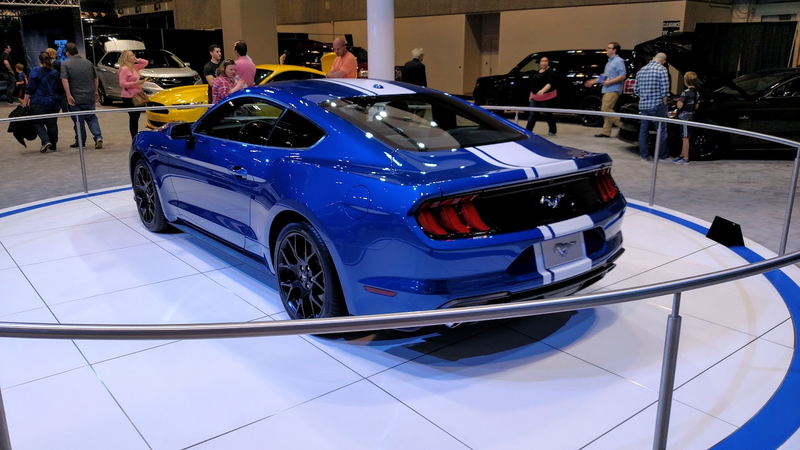 Illustration for article titled STL Auto Show/2018 Ford Mustang